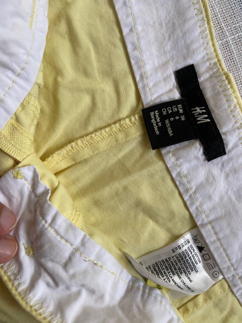 H&M Midwaist Cotton Shorts (Category: Shorts) located in Bacolod City. Submitted by katcss (Listing ID 1085325976, Image 2). Description: PLEASE READ the following before MAKING AN OFFER 😊 🚫 LAST PRICE POSTED! 🚫SHIPPING FEE NOT INCLUDED 🚫1 DAY RESERVATION ONLY 🚫JOY RESERVERS WILL BE REPORTED 💸 MOP: RCBC/Diskartech, Chinabank, Gcash 🌀 Size 36 on tag, S-M frames 🌀 Swipe left to see more details 🌀 Used only once and grown out of it 🌀 In go