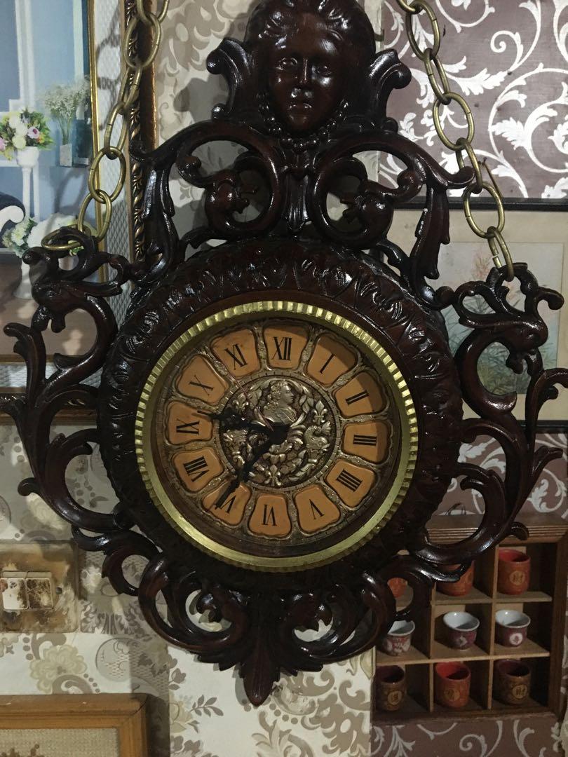 jam vercase itali bhn polistiren mesin jerman ukuran besar jam nyala, Antik, Lainnya di Carousell