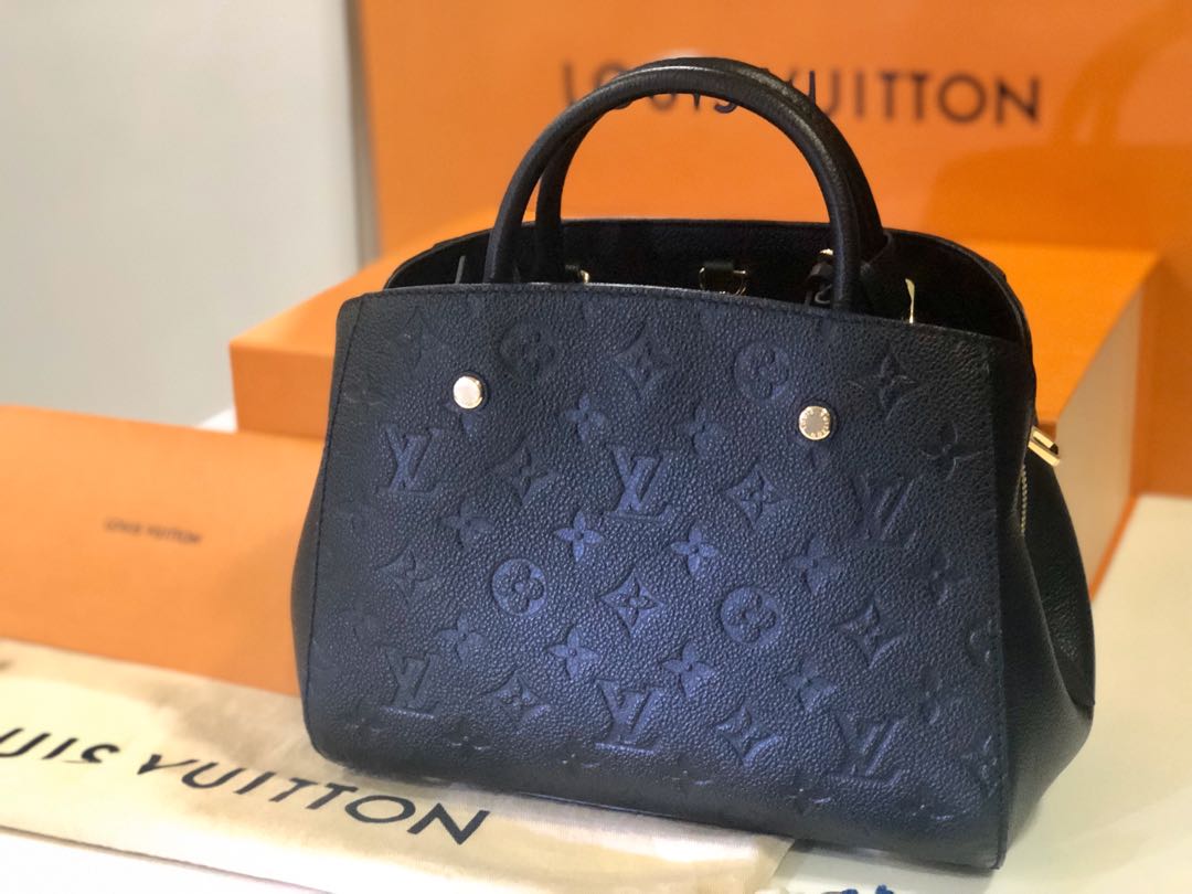 Montaigne leather handbag Louis Vuitton Black in Leather - 38205245