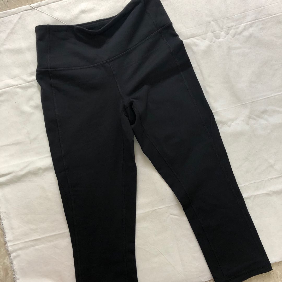 LUCY Activewear 3 4 Pants Women s Fashion Bottoms Other Bottoms on Carousell
