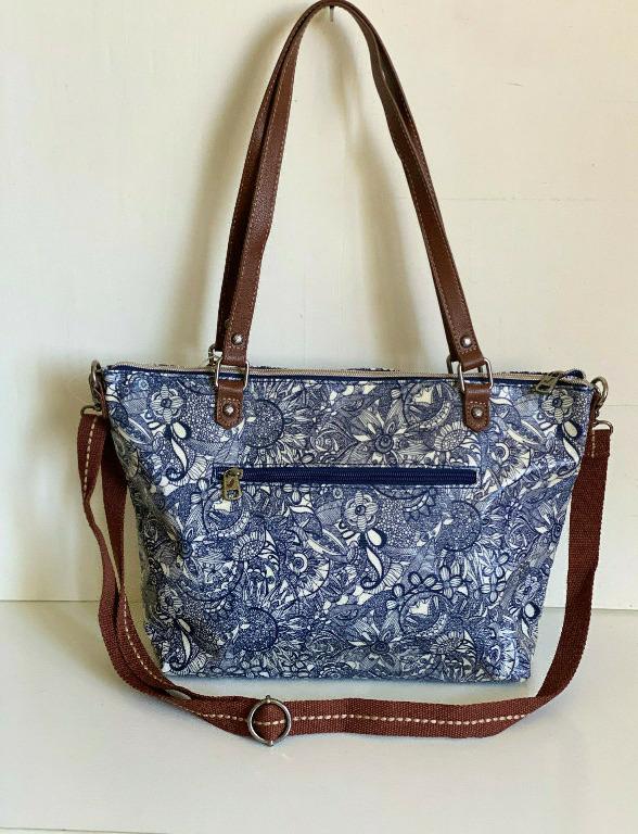 Sakroots best sale city satchel