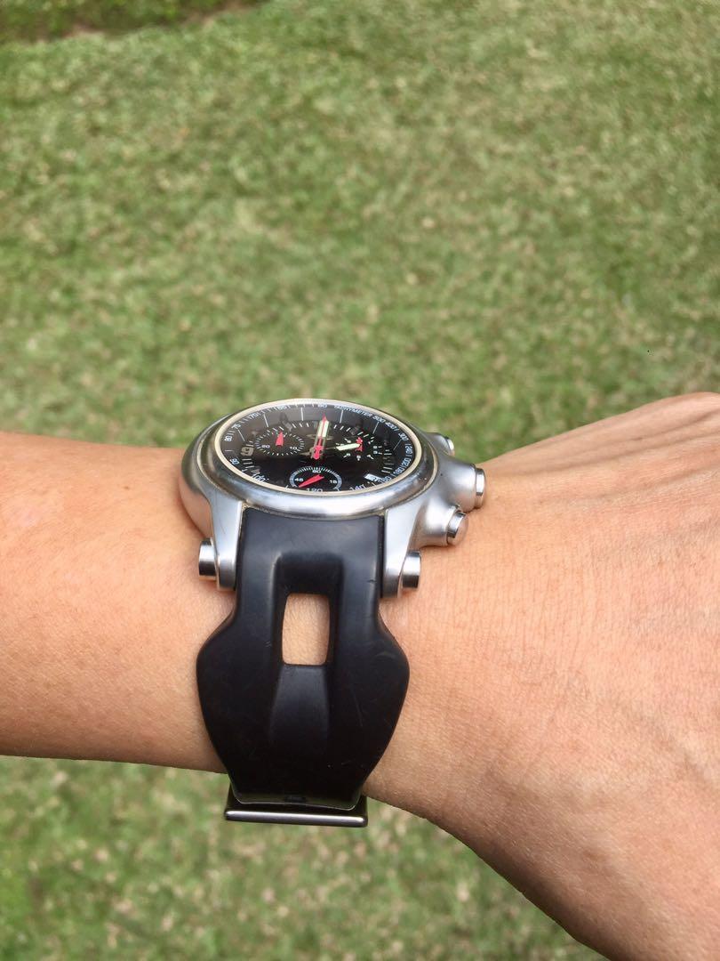 Oakley holeshot deals watch price