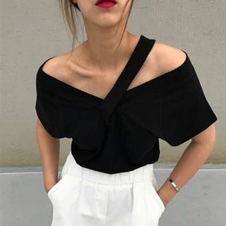 (Category: ) located in . Submitted by shopxherez (Listing ID 1085495997, Image 1). Description: .