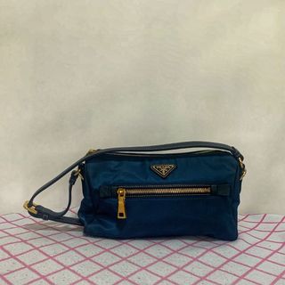 （分類：）位於 。 由 totojiro 提交（商品編號 1085389706，圖片 1）。簡介： 。