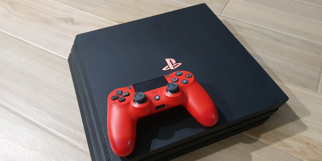 Ps4 store pro red