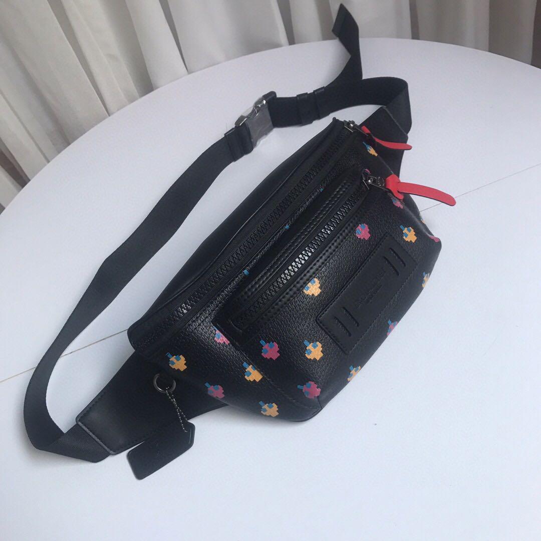 TERRAIN BELT BAG WITH ALLOVER ATARI PRINT COACH F72920