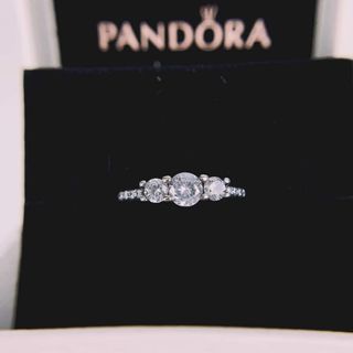 (Category: ) located in . Submitted by lalunacollection (Listing ID 1085509068, Image 1). Description: .