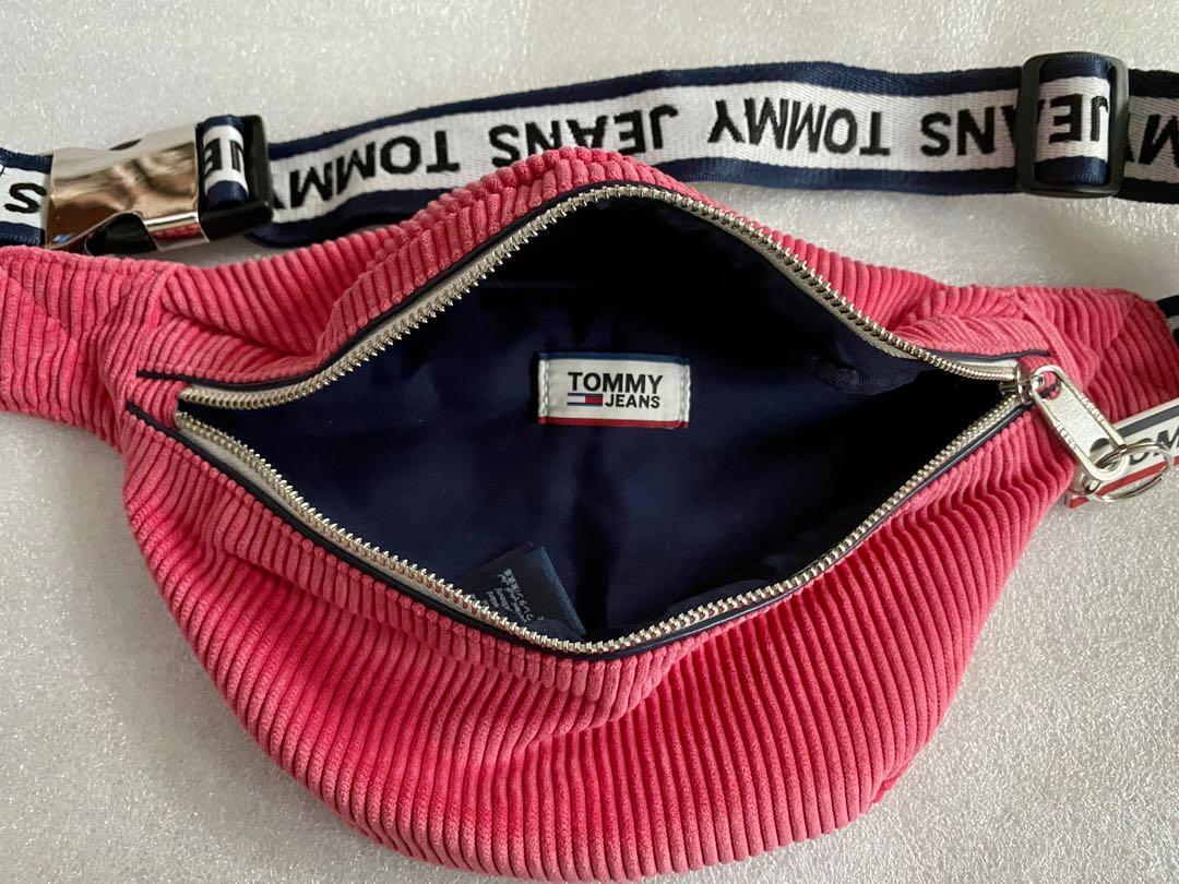 Logo tape bumbag shop