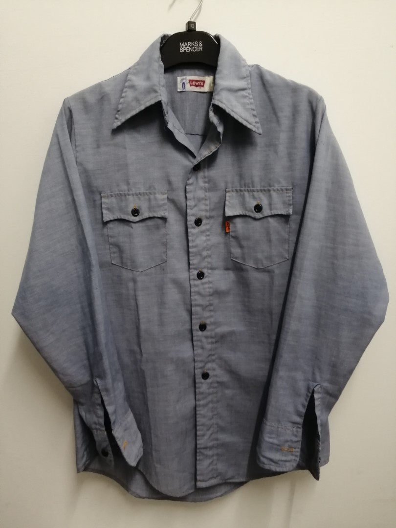 VINTAGE LEVIS CHAMBRAY, Men's Fashion, Tops & Sets, Tshirts & Polo Shirts  on Carousell