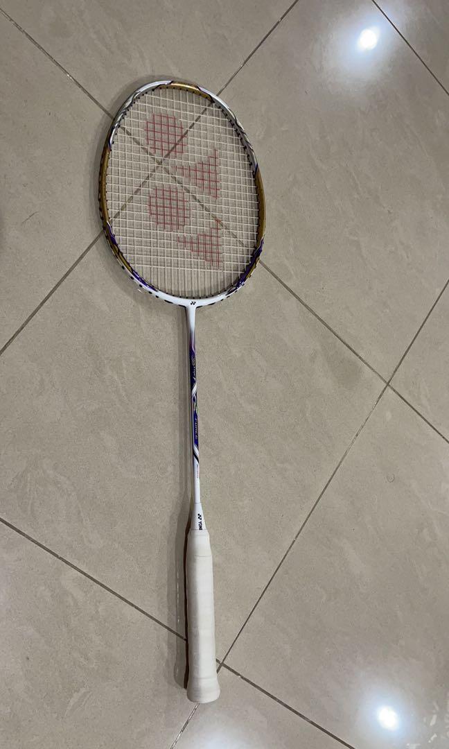 Yonex Voltric Z Force 2012 (LCW Edition), Sports Equipment, Sports