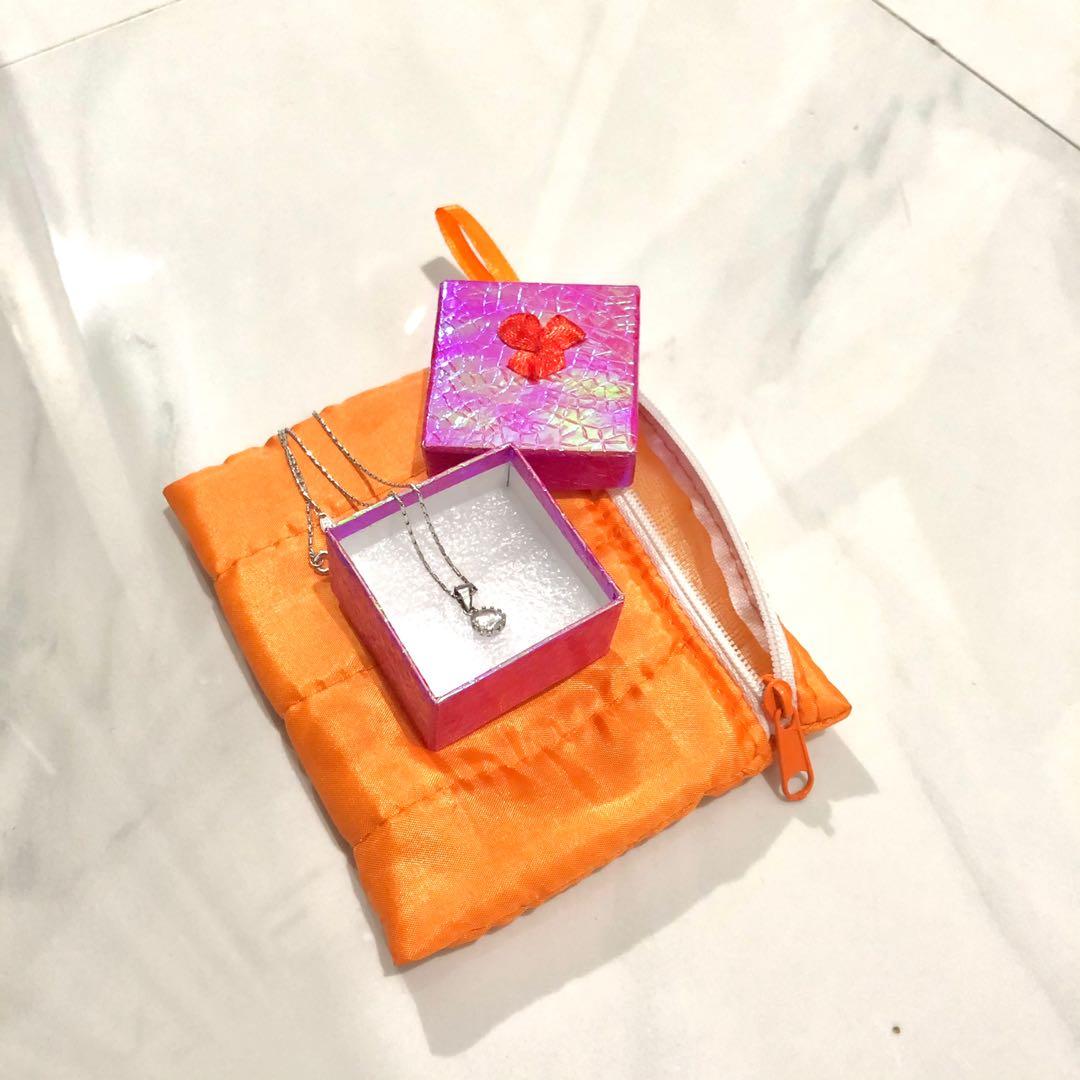 1 Set Kalung Emas Dan Liontin Barang Mewah Aksesoris Di Carousell