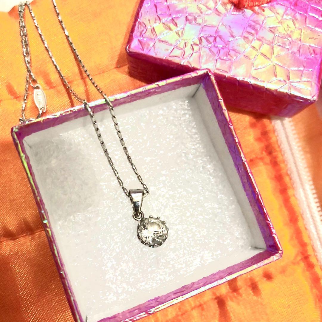 1 Set Kalung Emas Dan Liontin Barang Mewah Aksesoris Di Carousell