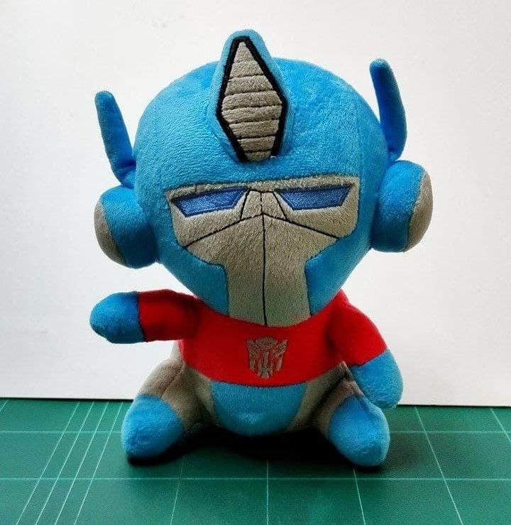 Transformers: Optimus Prime Plush 2020 | lupon.gov.ph