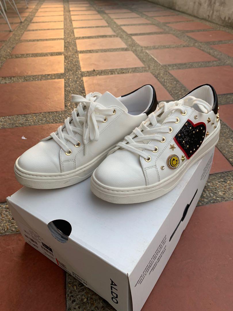 Aldo Sneakers/ Rubber Shoes (Category: Sneakers) located in Makati City. Submitted by mike2829 (Listing ID 1090980820, Image 3). Description: For Sale Aldo sneakers/ rubber shoes Polygonia For ladies/ women Size US 7.5 Wore only once. No heel drag Price negotiable Location : Makati City Reason for selling : decluttering and wrong size.
