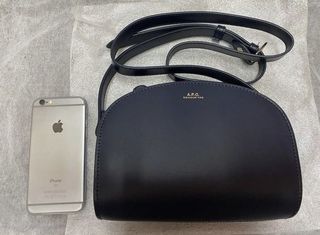（分類：）位於 。 由 mandy.lam.lam 提交（商品編號 1090946507，圖片 1）。簡介： 。