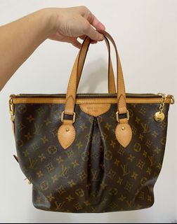 (Category: ) located in . Submitted by lovelybids (Listing ID 1090978137, Image 1). Description: .