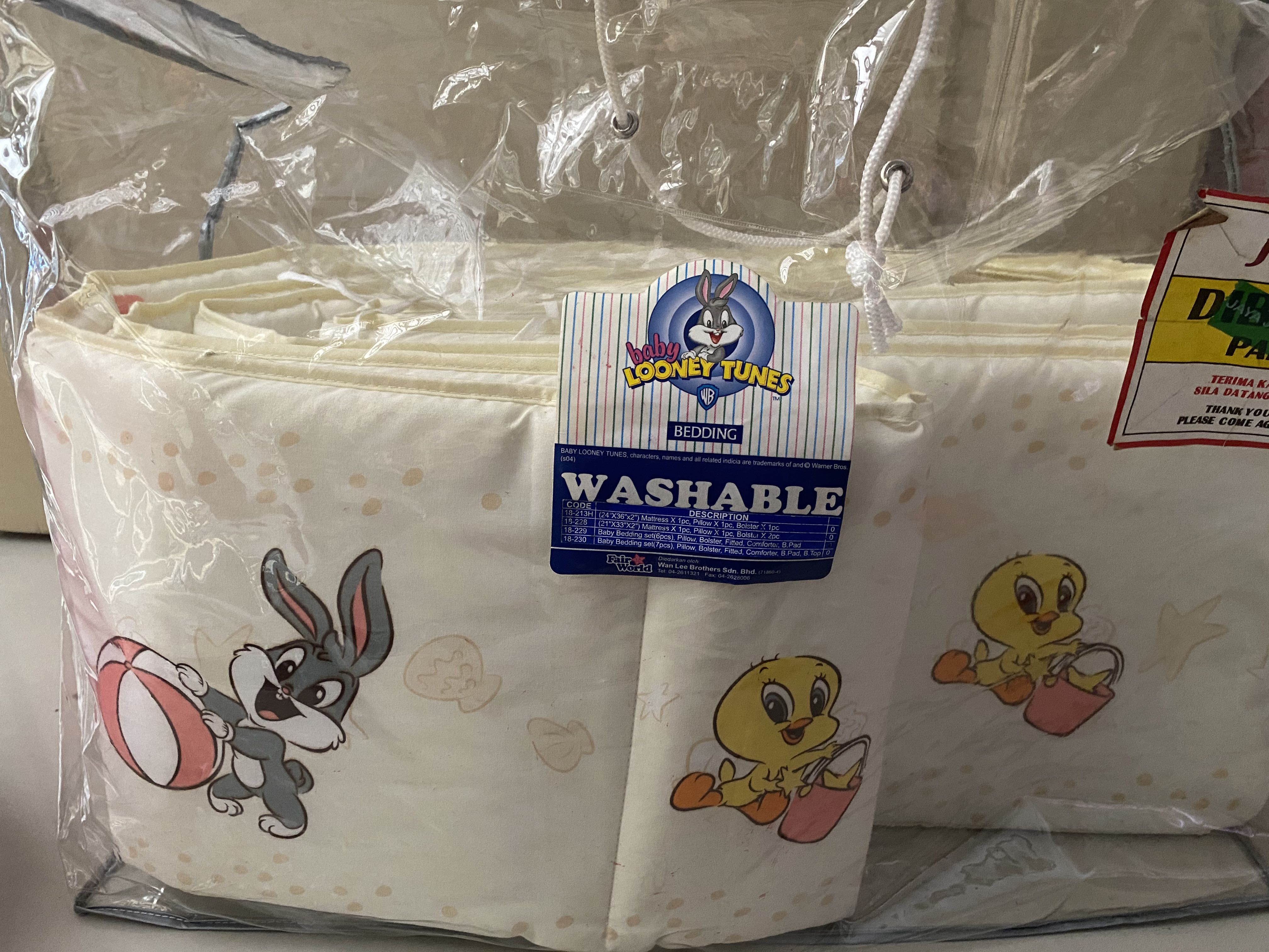 Looney tunes crib sales bedding