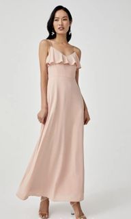 (Category: ) located in . Submitted by clearingwardrobess (Listing ID 1091075007, Image 1). Description: .
