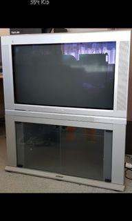 Box tv 36 inch with cabinet