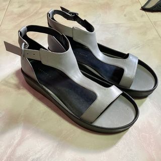 (Category: ) located in . Submitted by dharshini (Listing ID 1090988056, Image 1). Description: .
