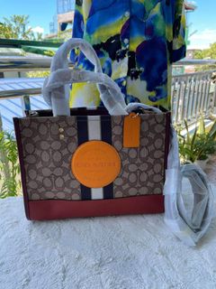 (Category: ) located in . Submitted by lcshop16 (Listing ID 1091098030, Image 1). Description: .