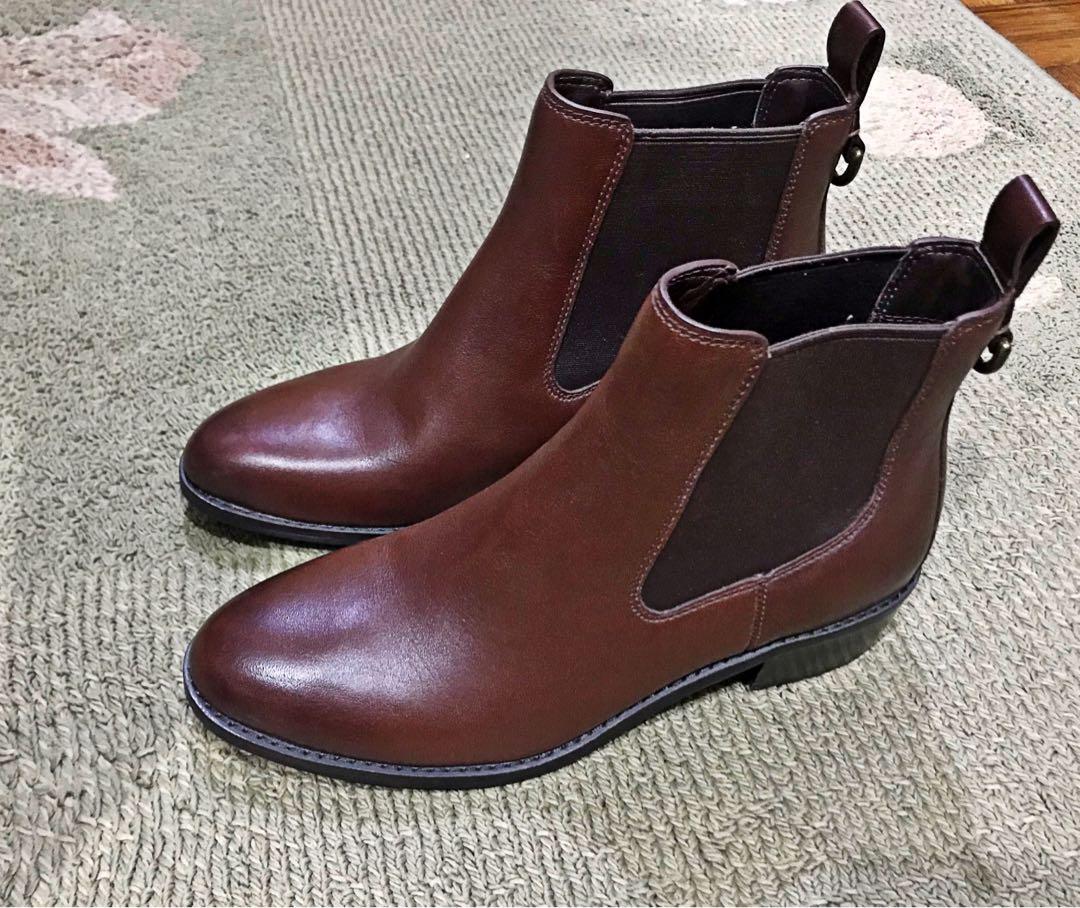 Newburg waterproof chelsea shop boot