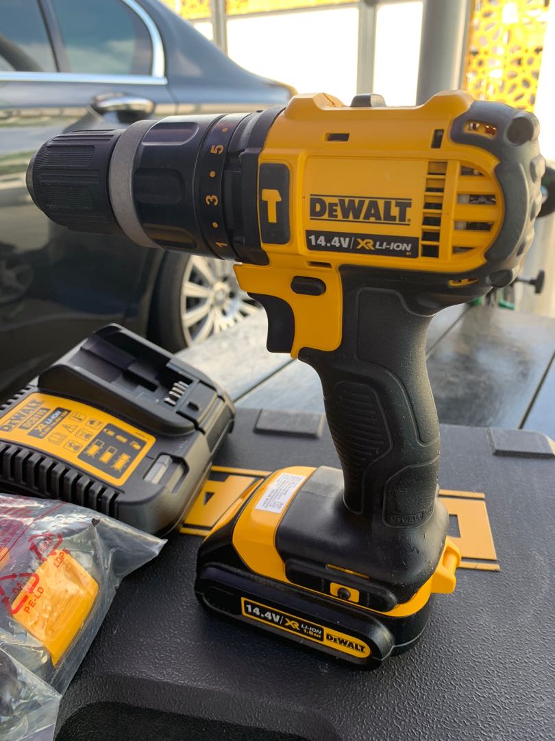 14.4 top dewalt drill