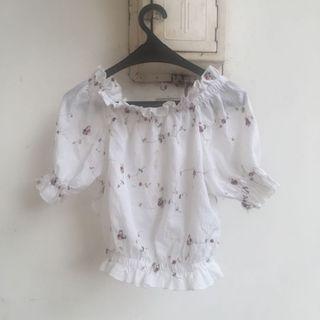 Embroidery Floral Sabrina
