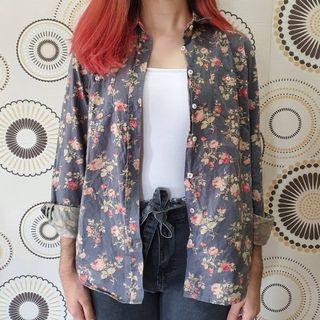 FLORAL BUTTONED UP in GREY