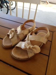 (Category: ) located in . Submitted by malou1982 (Listing ID 1090877666, Image 1). Description: .