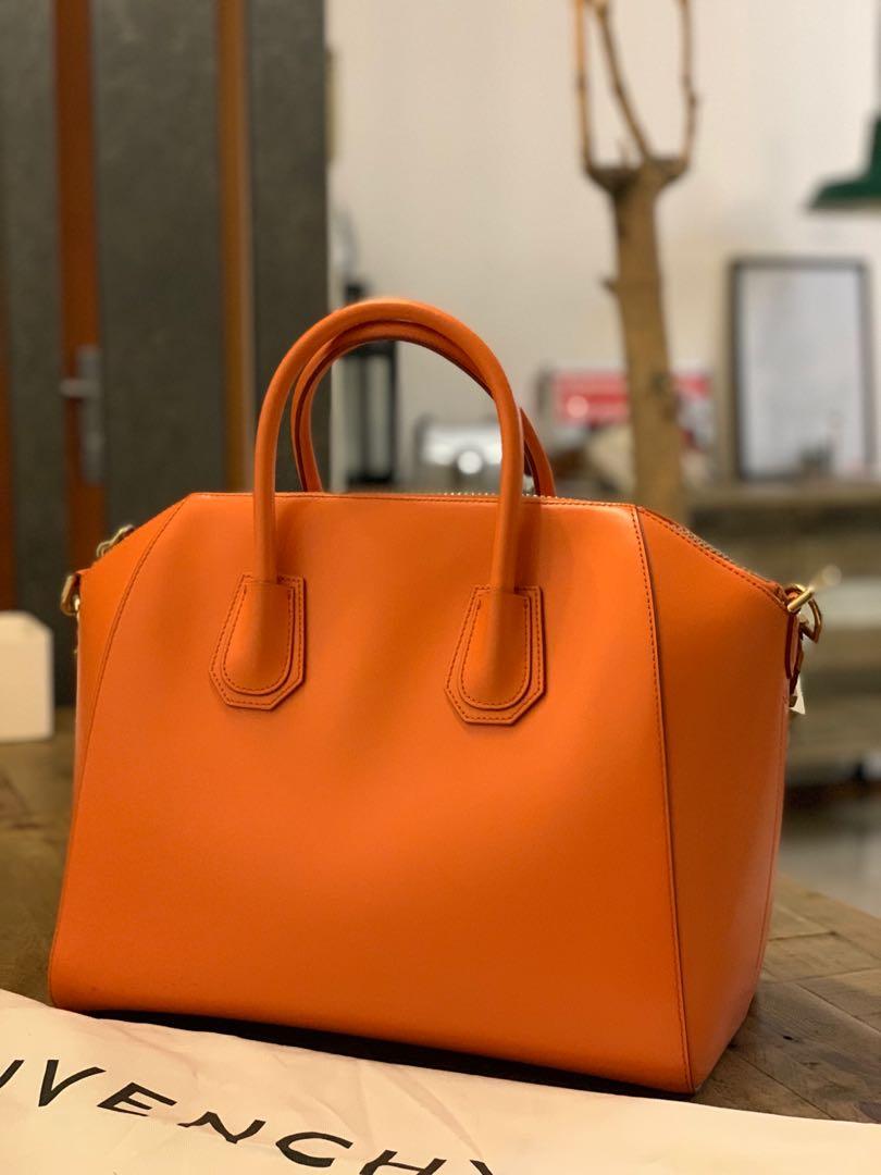 Givenchy Antigona Hand Bag with Adjustable Shoulder Strap Large