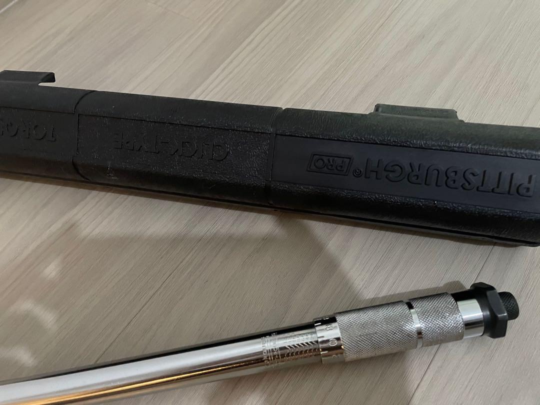 Harbour freight 0150 foot pound 1/2 socket torque wrench, Furniture