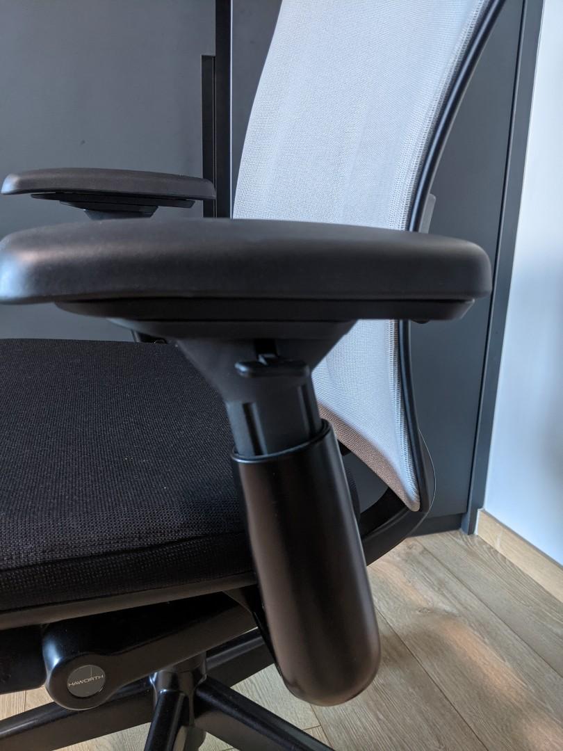 HAWORTH Zody Ergonomic/Fullyadjustable Office Chair with 4D arms