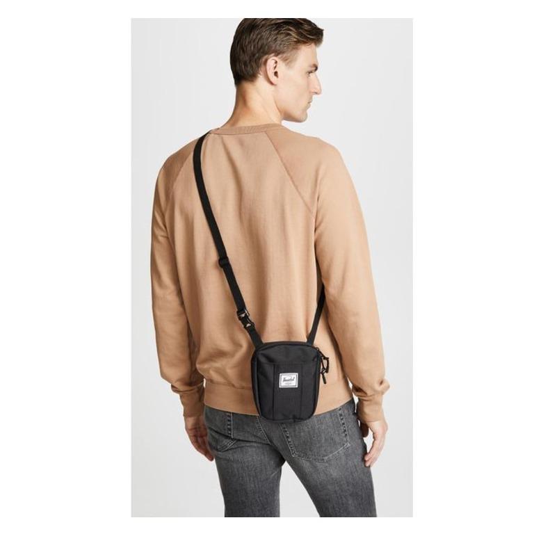 HERSCHEL SUPPLY CO. CRUZ CROSSBODY BAG Men s Fashion Bags Sling Bags on Carousell