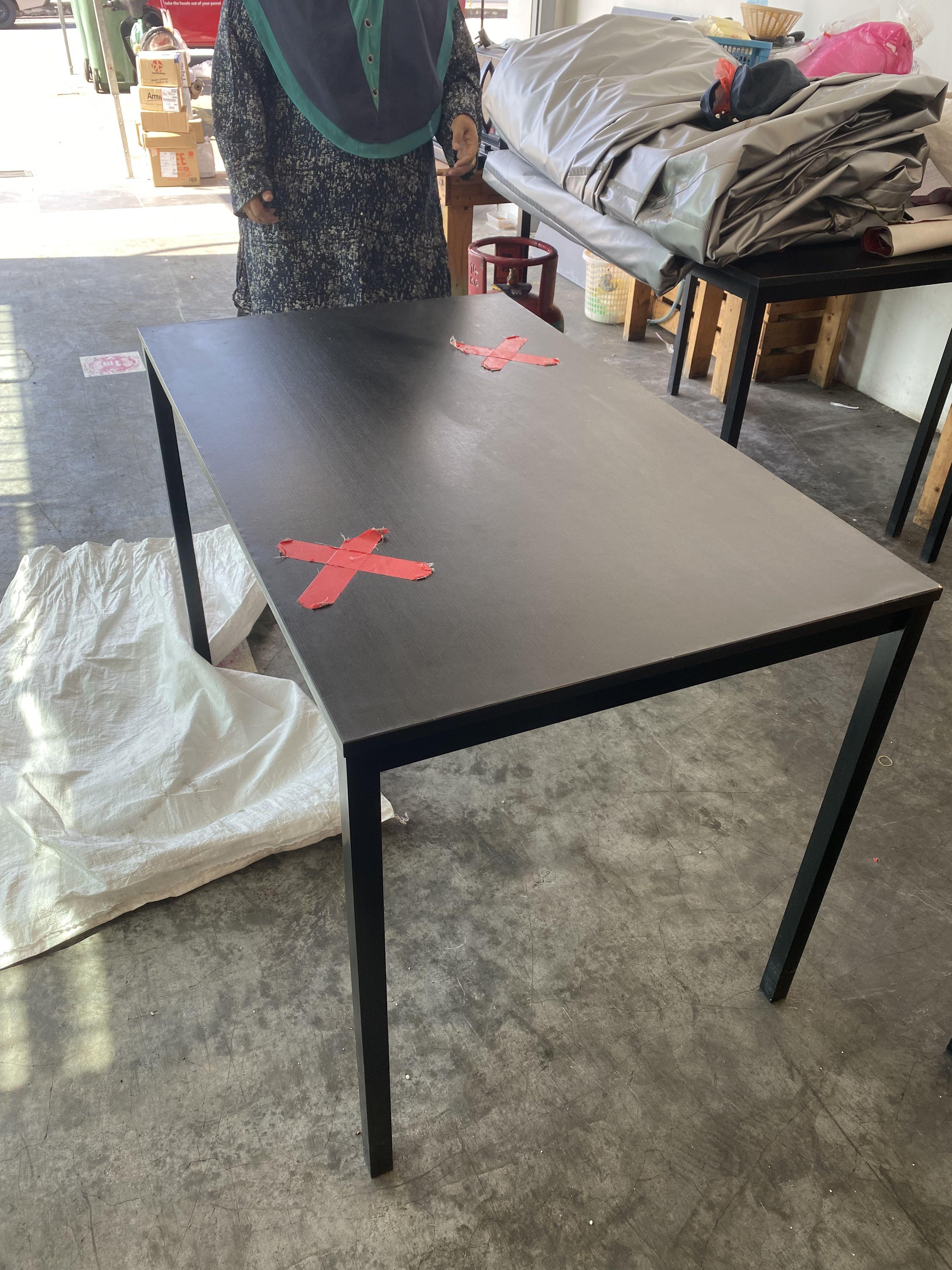 Tarendo desk shop