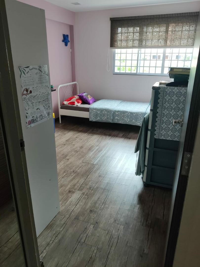 Immed Prefer Ladies Only Malay Landlord Walking To Mrt Mall Clean And Cozy Property Rentals Room Rentals On Carousell