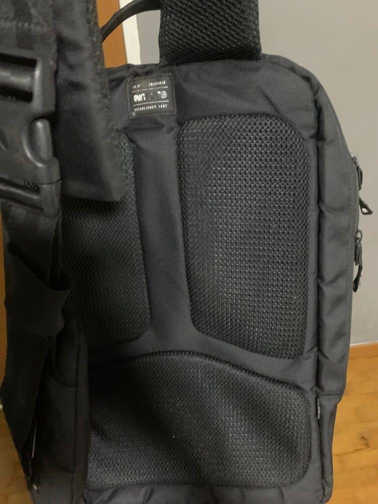 Incase Icon Sling Pack Computers Tech Parts Accessories