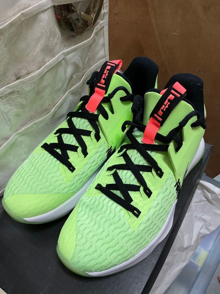 Lebron Witness 5 ep- Nike Basketball 
