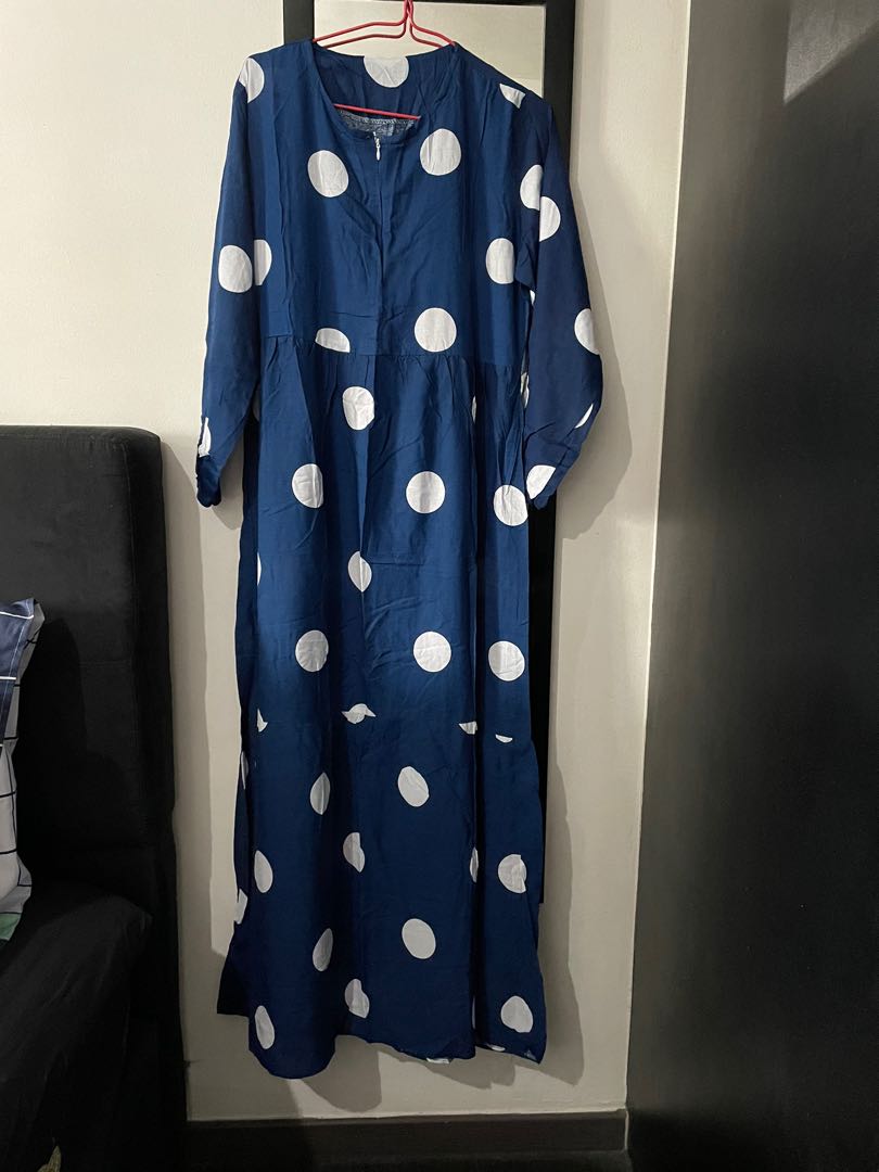 Long Dress Jubah Front Zip Women S Fashion Muslimah Fashion Dresses On Carousell