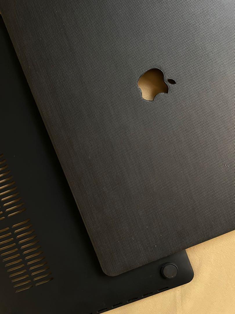 Macbook pro 15inch Case (Category: Laptops & Notebooks) located in Muntinlupa City. Submitted by knoll.archives (Listing ID 1091083713, Image 1). Description: Color: Black Has rubber-ish finish so it's not slippery when touched or used! Great for safe handling! This is for Macbook Pro 15" (2019) Perfect condition! Used it like a week only! DM for dibs!.
