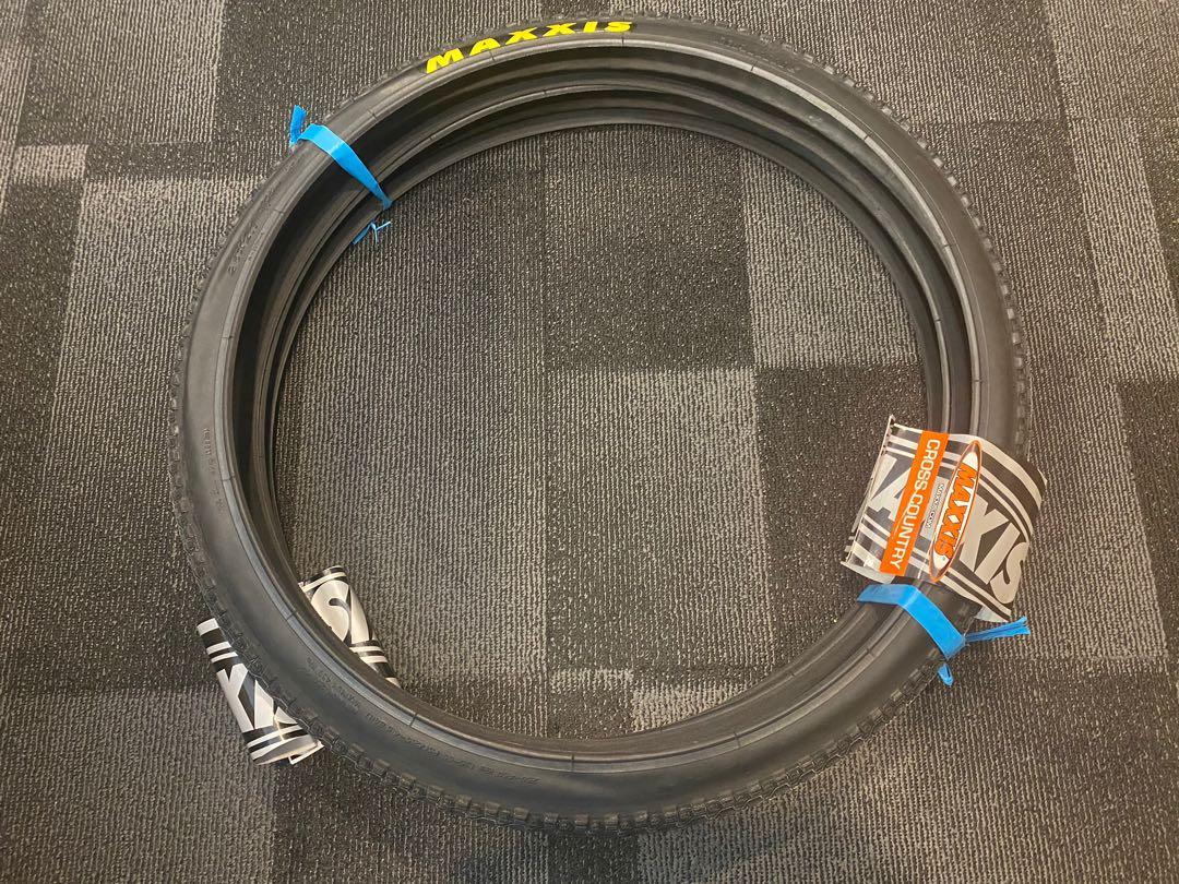 Maxxis crossmark 2025 26 x 2.1