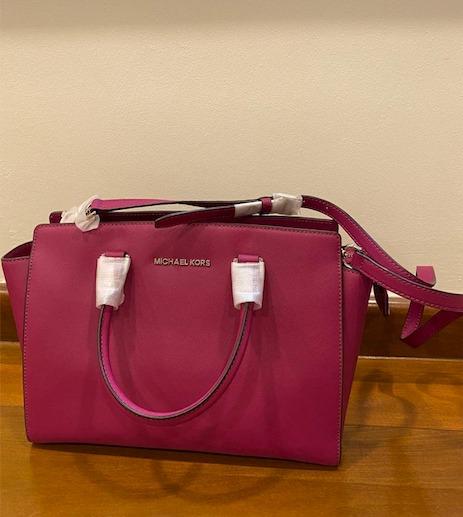 Michael Kors Selma Medium Top Zip Saffiano Leather Satchel Handbag Cranberry