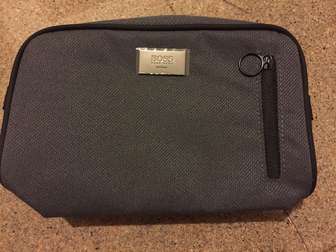 Hugo boss pouch sale deals