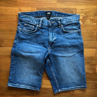 (Category: ) located in . Submitted by enthumesis (Listing ID 1090887295, Image 1). Description: .