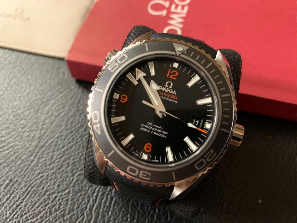 Omega Planet Ocean (Category: Luxury Watches) located in Manila. Submitted by clark.kent1 (Listing ID 1090879376, Image 3). Description: Omega Planet Ocean In Rubber Strap and Deployant Buckle In house Movement Calibre 8500 Ceramic Bezel 2014 Model Local AD In very good condition Complete with box and papers.