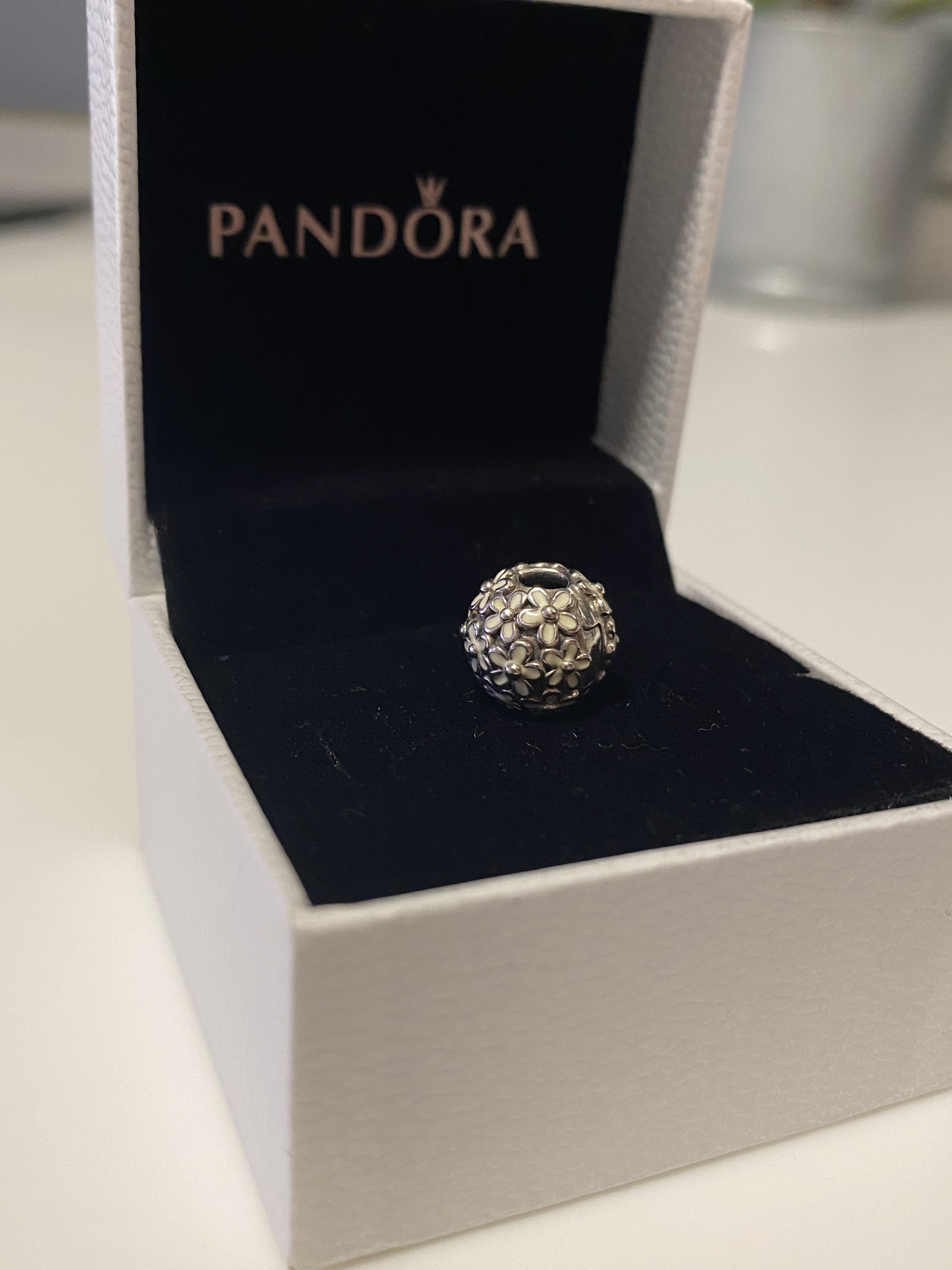 Darling daisy meadow pandora charm on sale