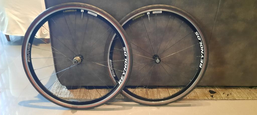 Reynolds 700c wheelset store