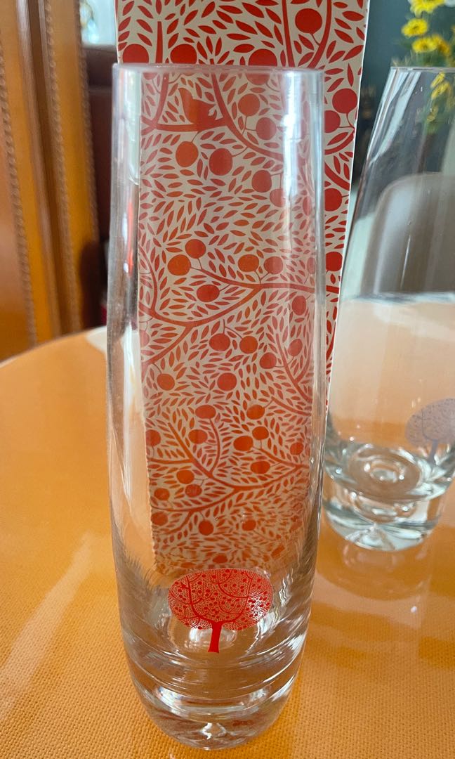 Royal doulton diffuser vase, Furniture & Home Living, Home Fragrance on Carousell