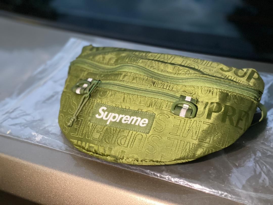 Supreme waist top bag green