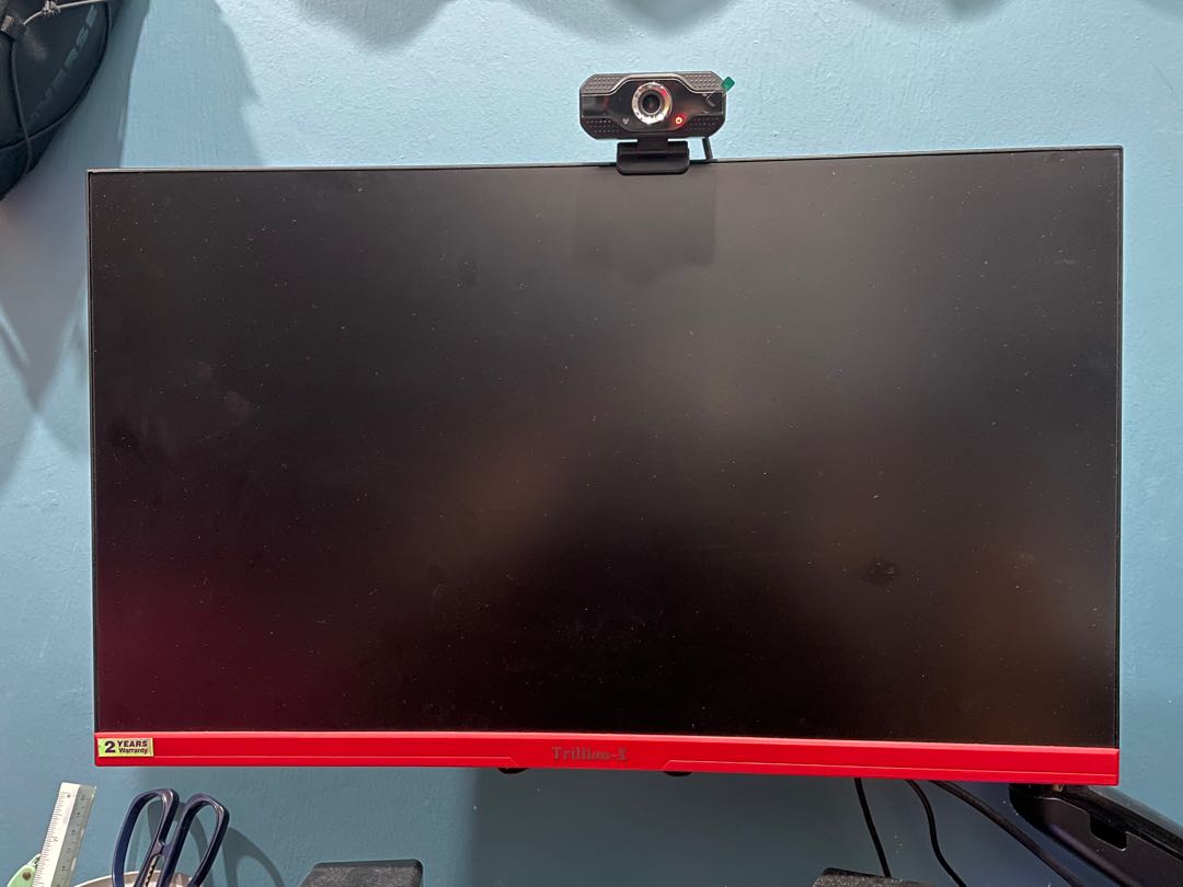 Trillion X Curved monitor 24", Computers & Tech, Desktops on Carousell